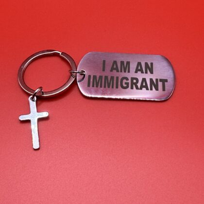 Llavero de Acero Inoxidable Yo Soy Inmigrante (Ingles Ver.01) envío Gratis.